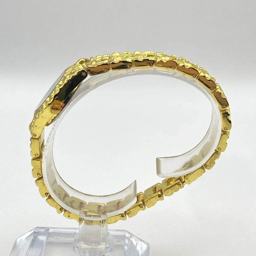 Geneva Womens Watch 24mm Gold Tone Nugget Style Band Black Dial New Battery 7.25